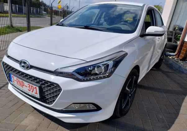 hyundai i20 warmińsko-mazurskie Hyundai i20 cena 39800 przebieg: 76014, rok produkcji 2017 z Działdowo